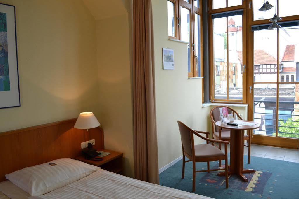 Hotel Am Schlosstor Bueckeburg Bagian luar foto
